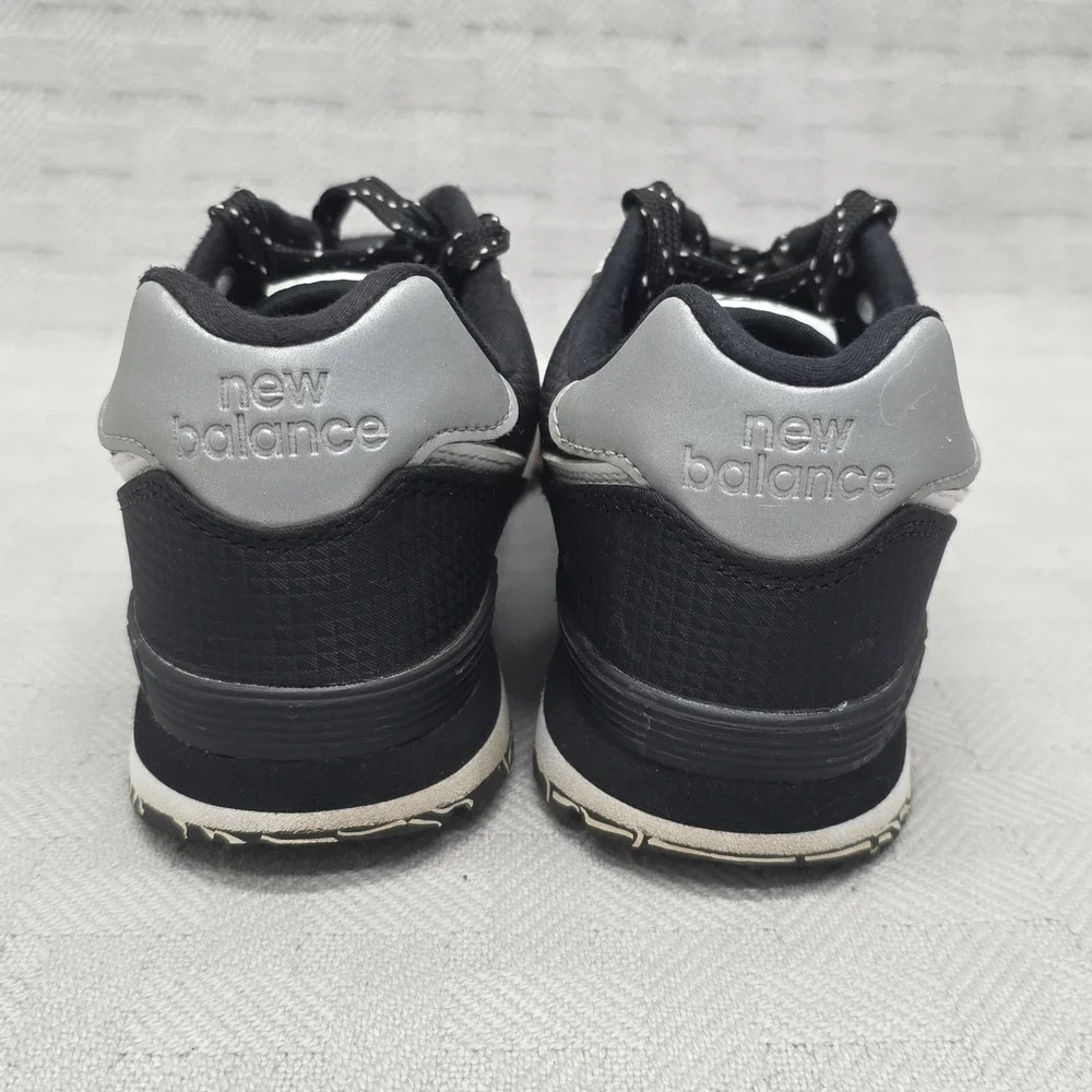 New Balance Shoes Boys Size 4 Black 574 Sneaker Lightweight Casual GC574WMM2